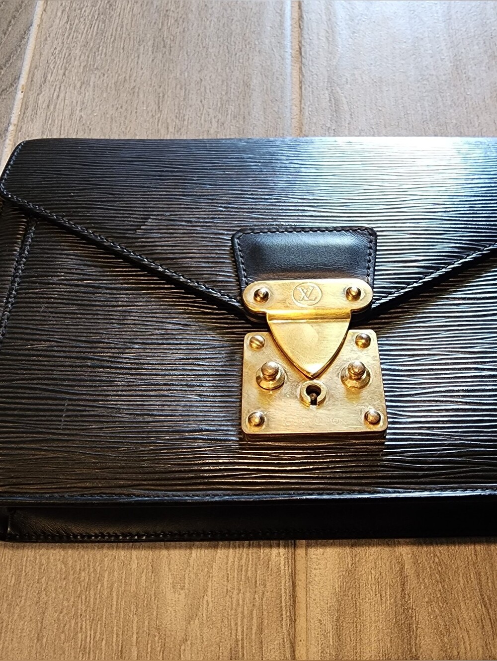 Vintage Louis Vuitton Epi Pochette Sellier Dragonne Clutch